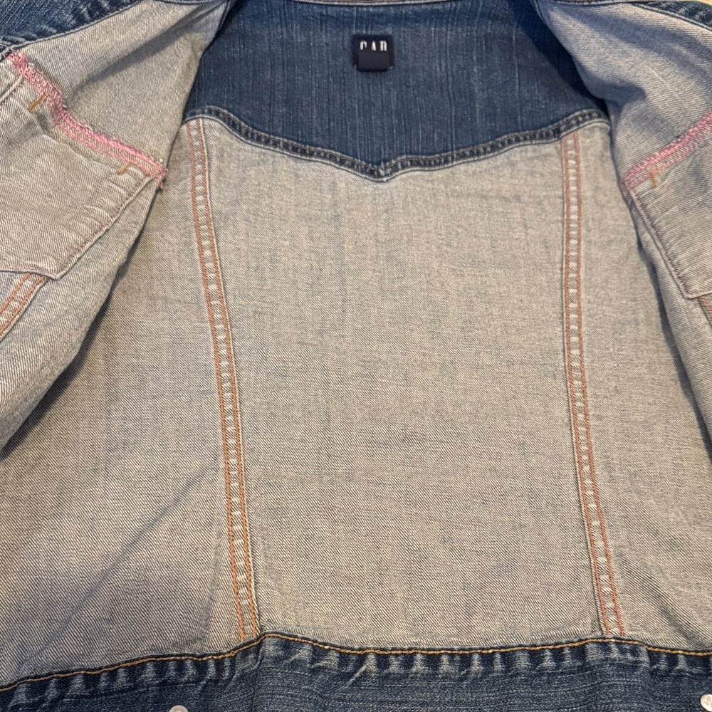 GAP Women's Classic Denim Jacket - Indigo Vintage - Picture 9 of 9